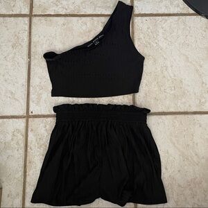 HYFVE Elegant Black Ribbed Fabric